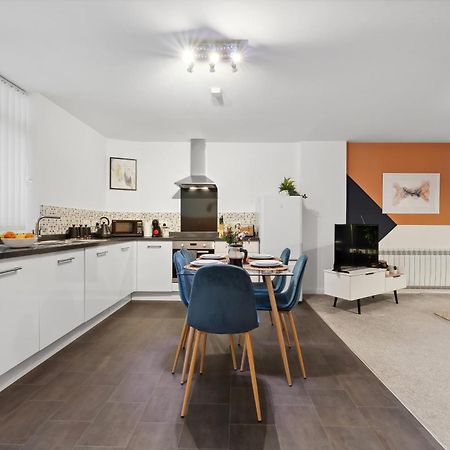 Corinium Lodge - Town Centre Apartment Cirencester Exterior foto