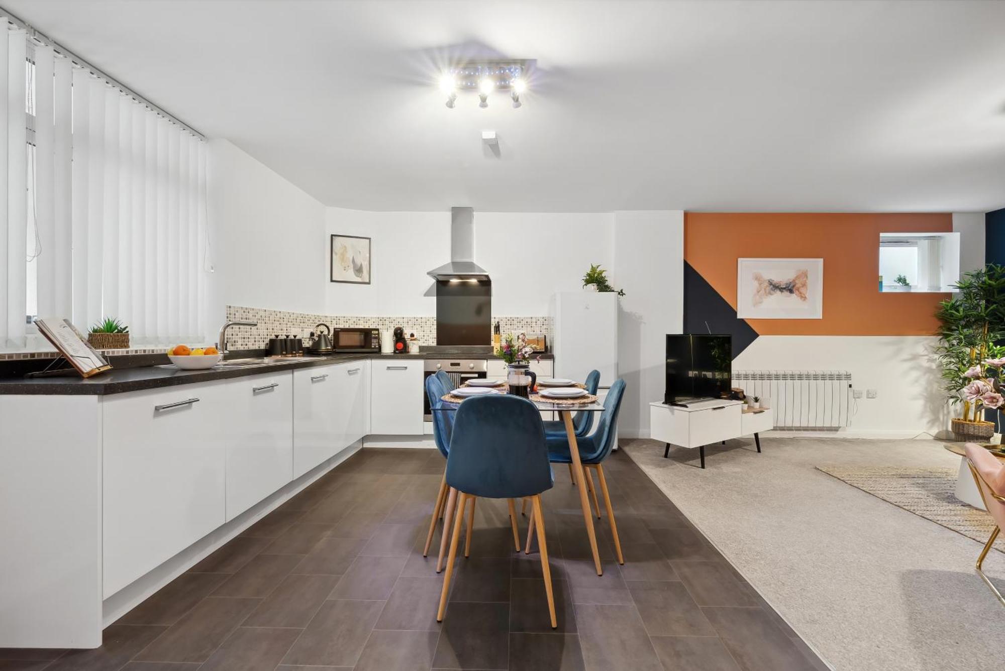 Corinium Lodge - Town Centre Apartment Cirencester Exterior foto
