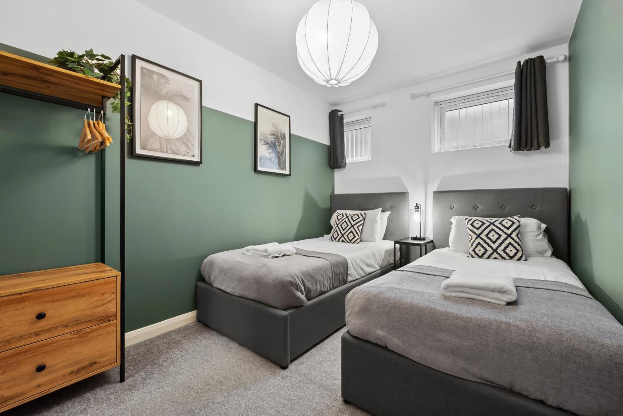 Corinium Lodge - Town Centre Apartment Cirencester Exterior foto